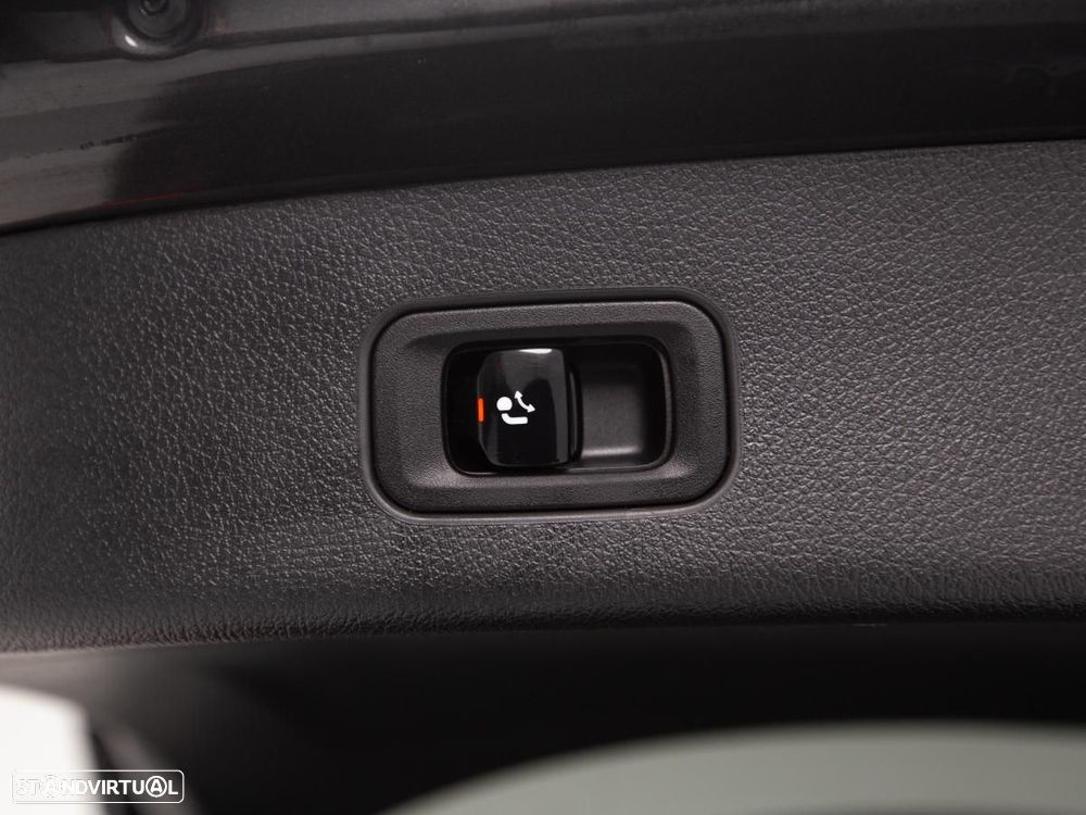 Mercedes-Benz GLC 300 d 4Matic - 16