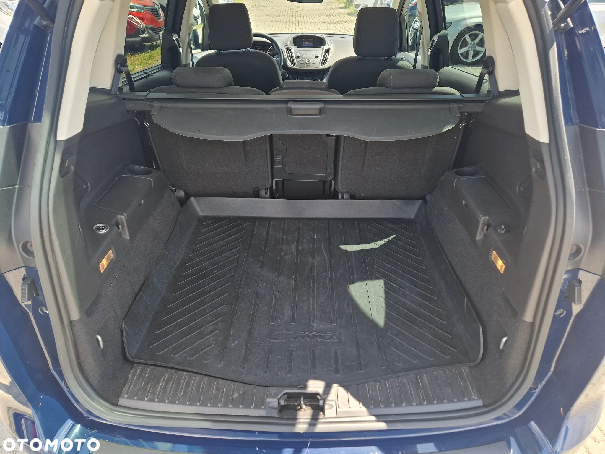 Ford Grand C-MAX - 8