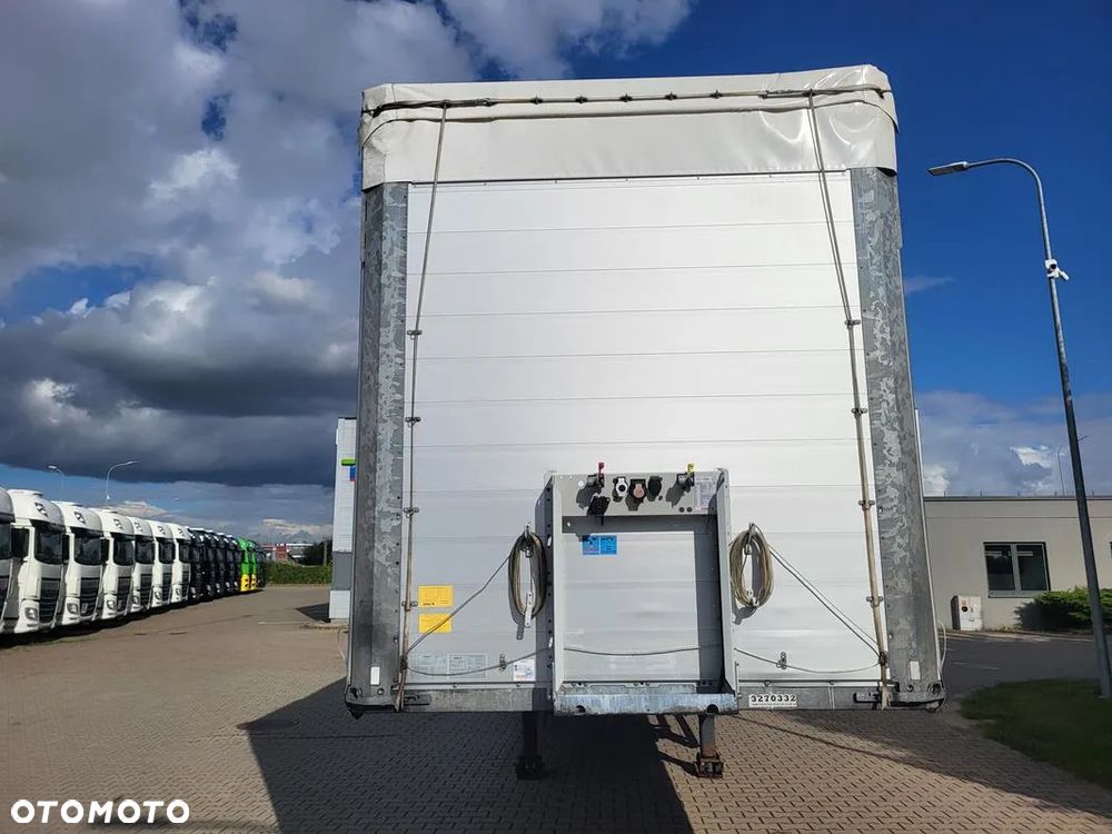 Schmitz Cargobull SCB S3T - 2