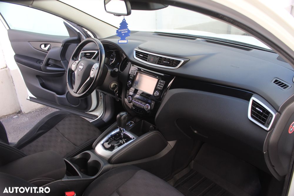 Nissan Qashqai 1.2 DIG-T Start/Stop X-TRONIC N-Connecta - 15
