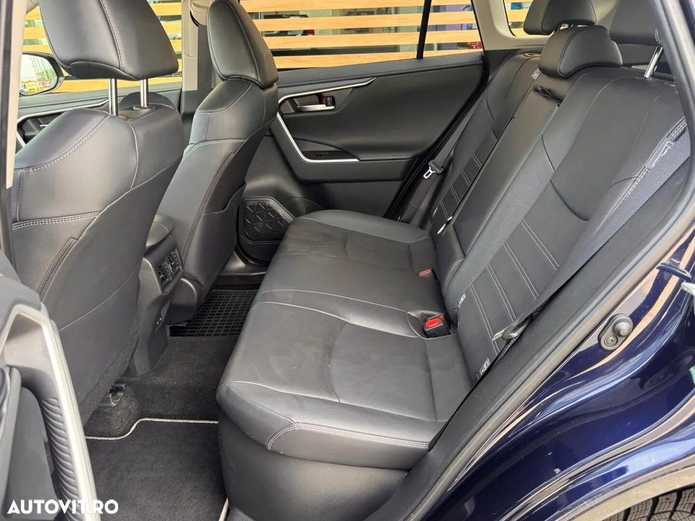 Toyota RAV4 2.5 VVT-iE 4x4 Luxury - 12