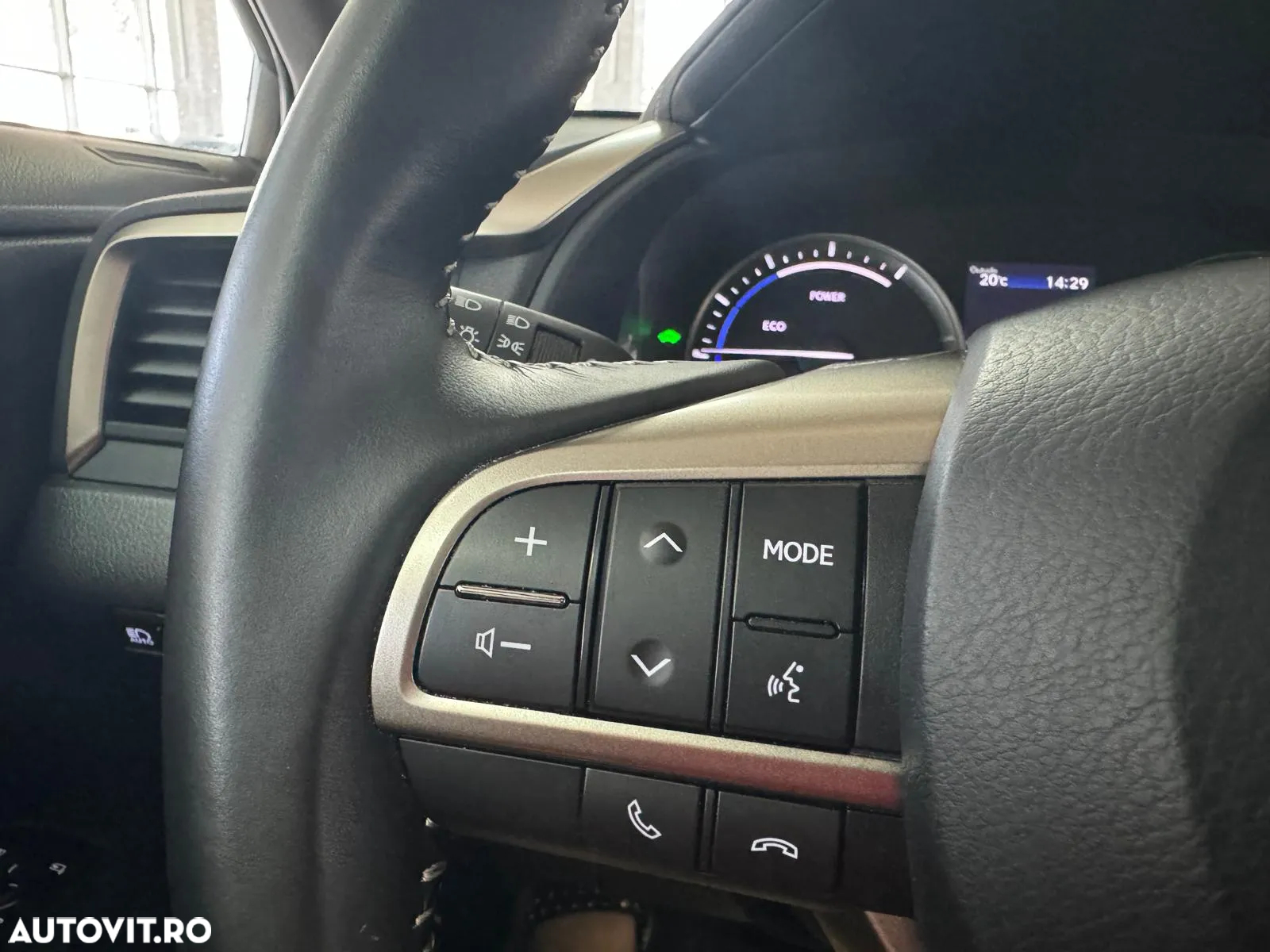 Lexus Seria RX 450h Aut. Luxury (trapa panoramica) - 26