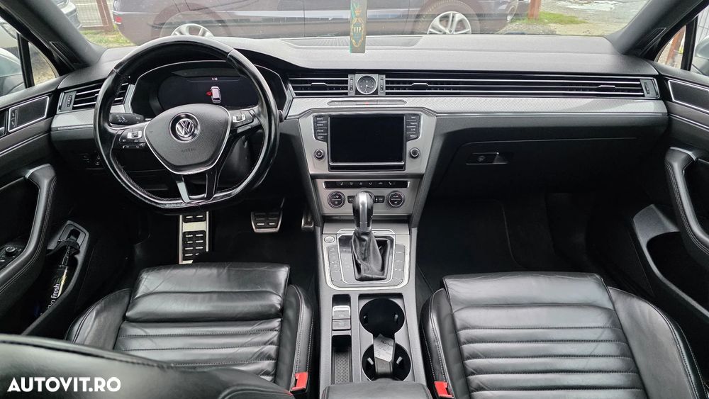 Volkswagen Passat Variant 2.0 TDI SCR 4Motion DSG Alltrack - 3