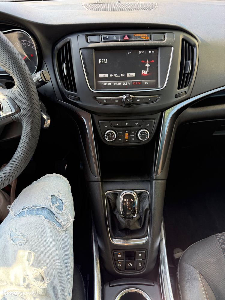 Opel Zafira 1.6 CDTi Dynamic S/S - 33