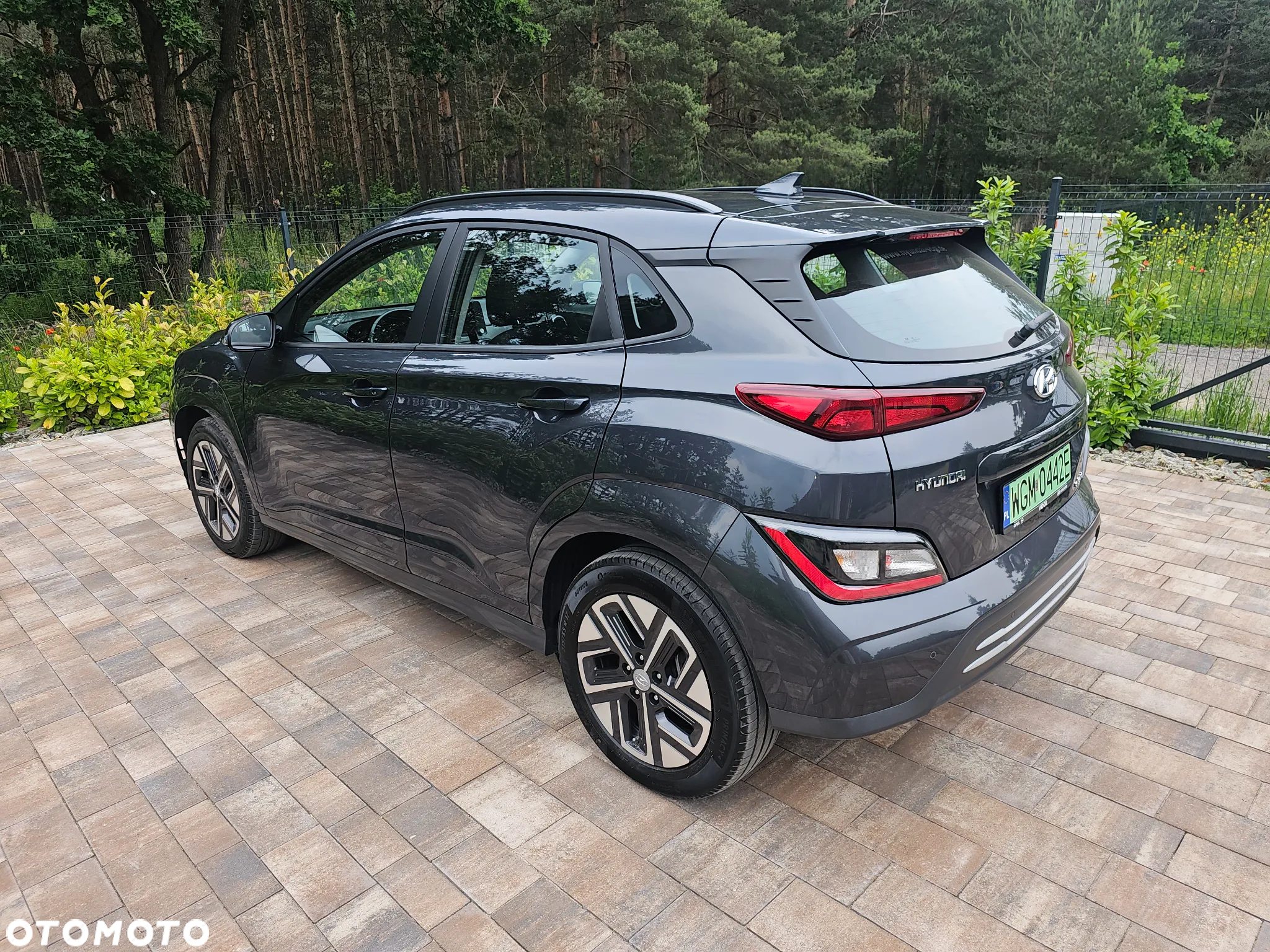 Hyundai Kona Electric 49kWh Executive - 4