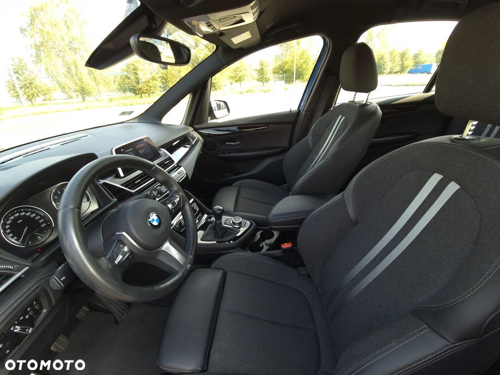 BMW Seria 2 216i M Sport - 10