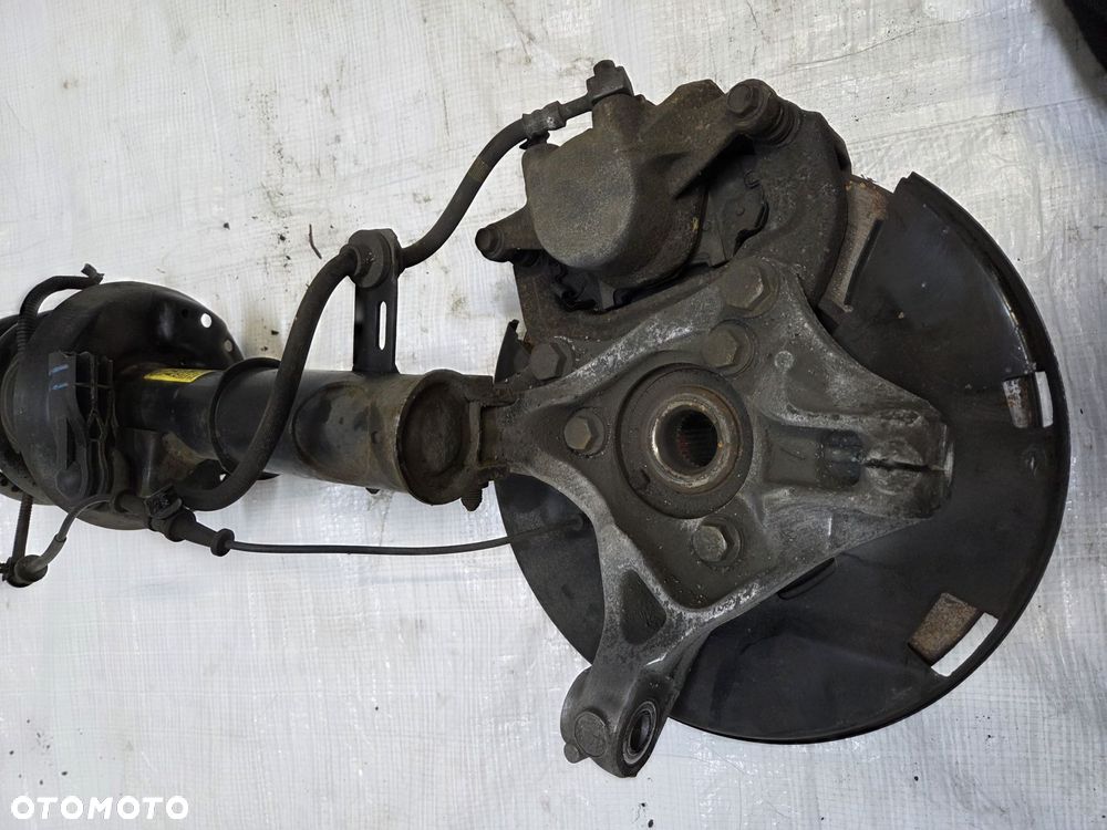 MCPHERSON AMORTYZATOR ZWROTNICA LEWA PRZÓD OPEL ZAFIRA C 1,6 T 13338917 - 6