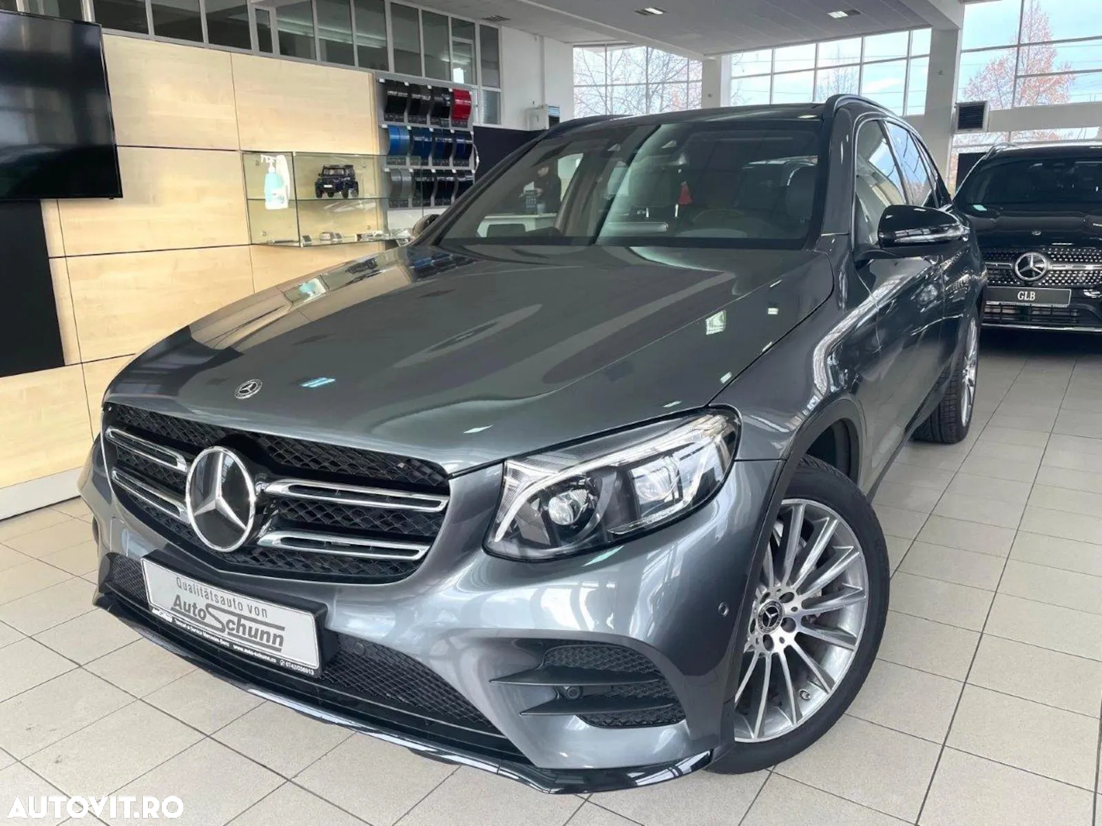 Mercedes-Benz GLC 250 d 4Matic 9G-TRONIC AMG Line - 2