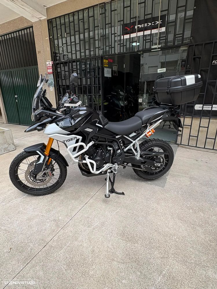 Triumph Tiger Rally Pro - 2