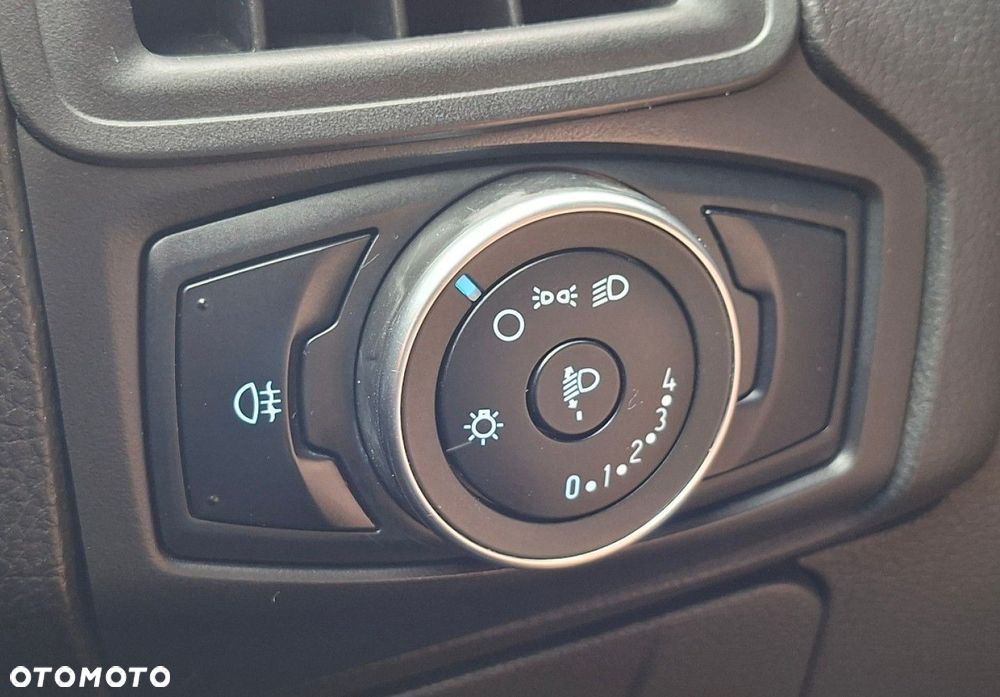 Ford Focus - 24