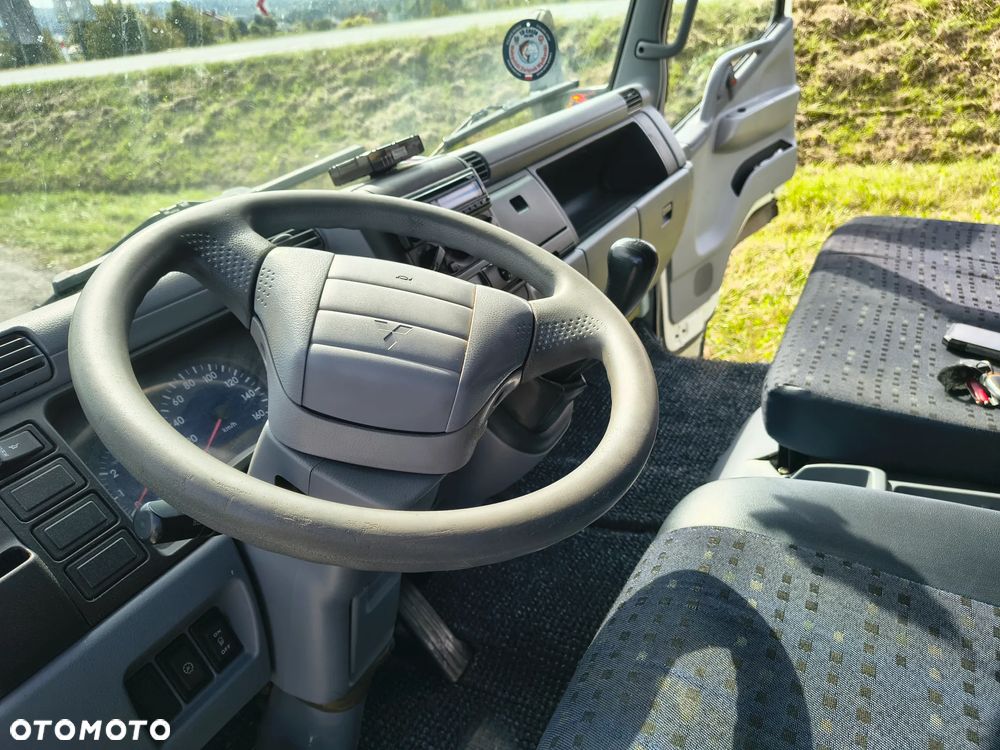 Mitsubishi Canter - 10