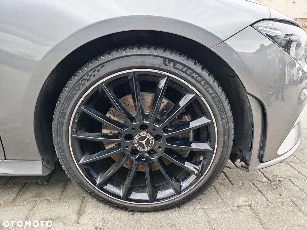 Mercedes-Benz CLA 200 d 8G-DCT AMG Line - 13