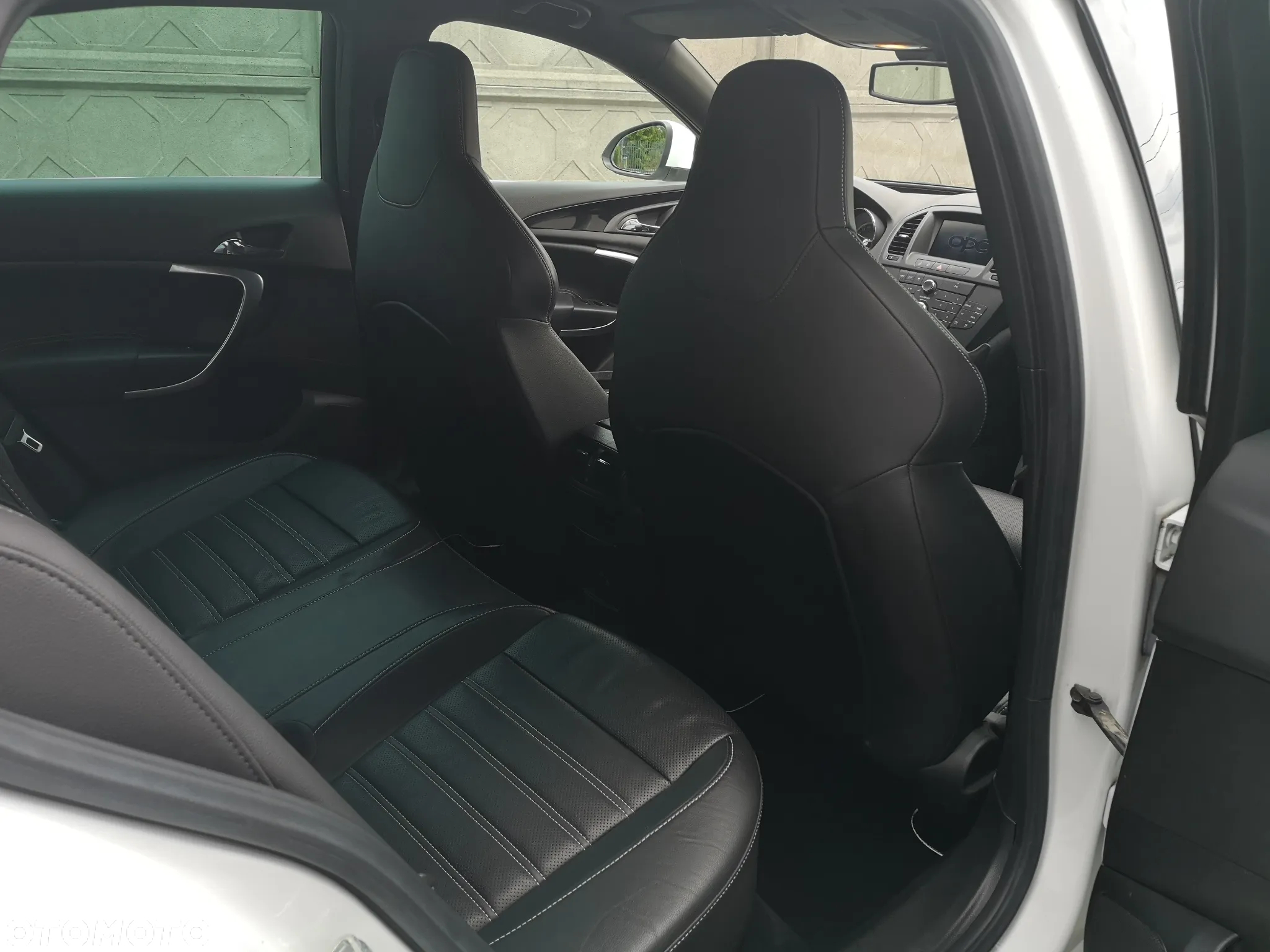 Opel Insignia 2.8 T V6 OPC - 8