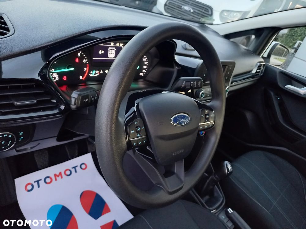 Ford Fiesta - 17