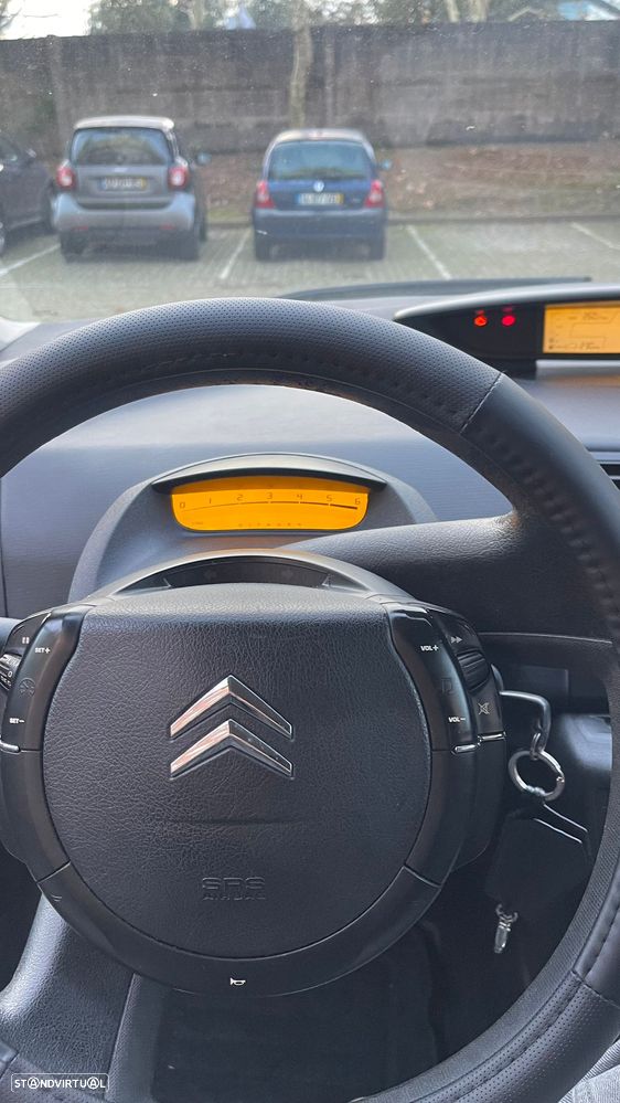 Citroën C4 - 8