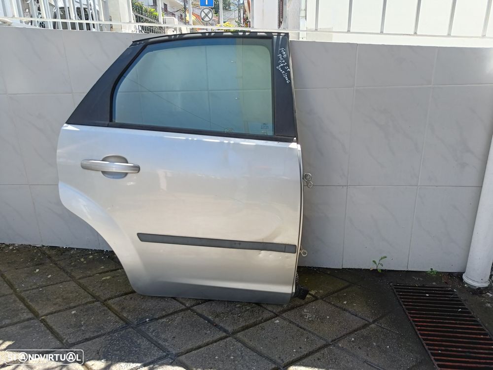 porta frente / trás direita Ford focus 2005 / 2006 - 4