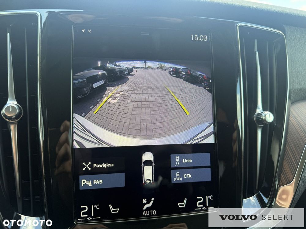 Volvo V60 Cross Country - 19
