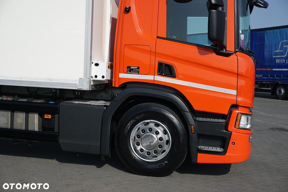 Scania SCANIA / P 360 / E 6 / CHŁODNIA + WINDA / 18 PALET / RETARDER / OŚ SKRĘTNA - 29