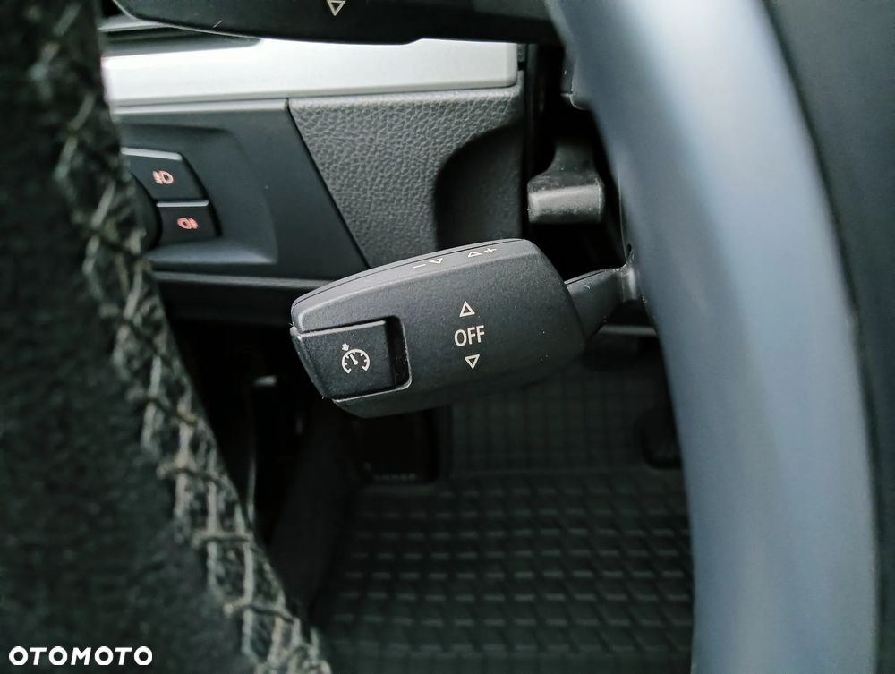 BMW Seria 3 - 22