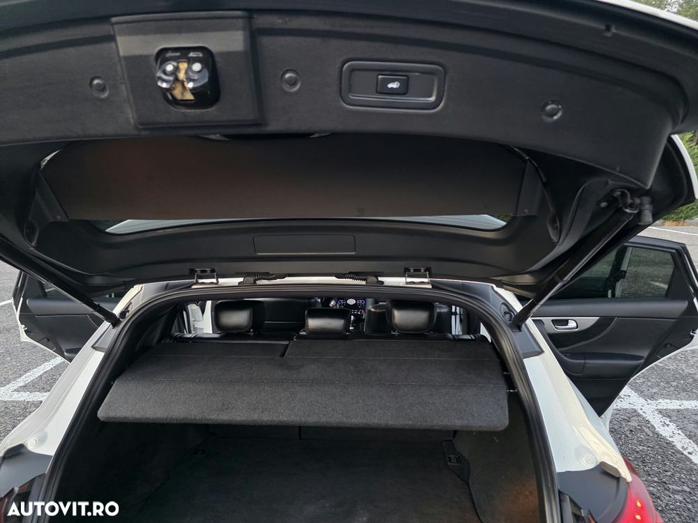 Infiniti QX70 - 21