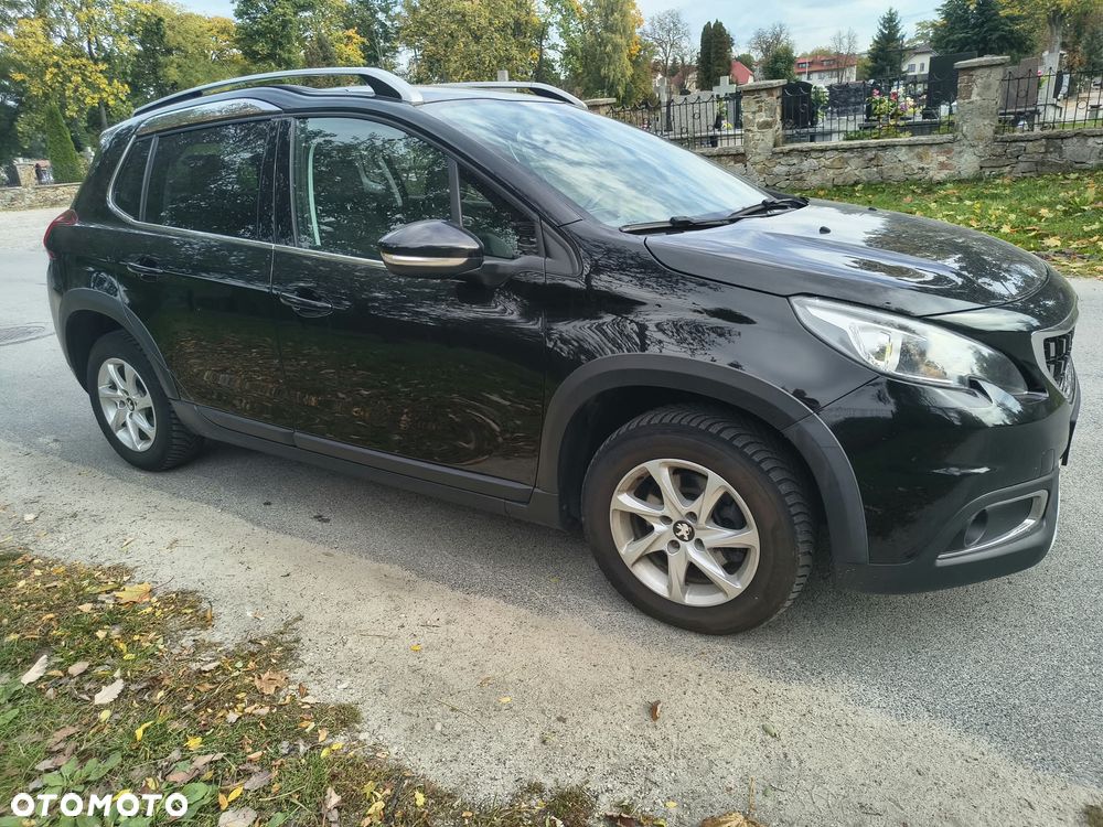 Peugeot 2008 BlueHDi 100 STOP & START Allure - 5