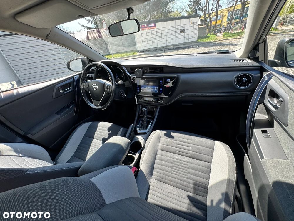 Toyota Auris 1.6 Premium MS - 20