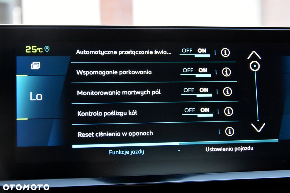 Peugeot 3008 1.6 PureTech HYbrid GT Line S&S EAT8 - 34
