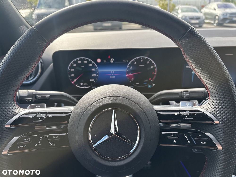 Mercedes-Benz GLA 200 mHEV AMG Line 7G-DCT - 17