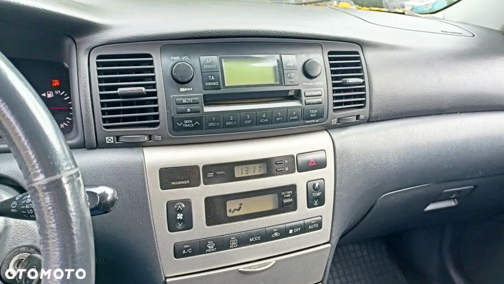 Toyota Corolla 1.6 VVT-i Sol - 9