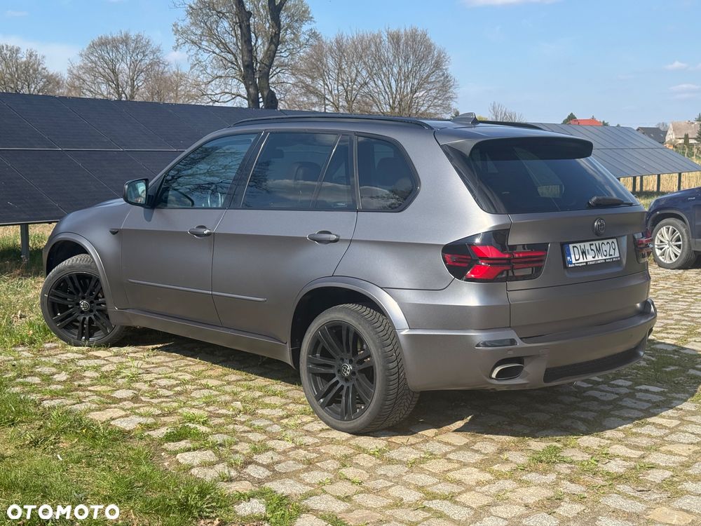 BMW X5 xDrive50i - 2