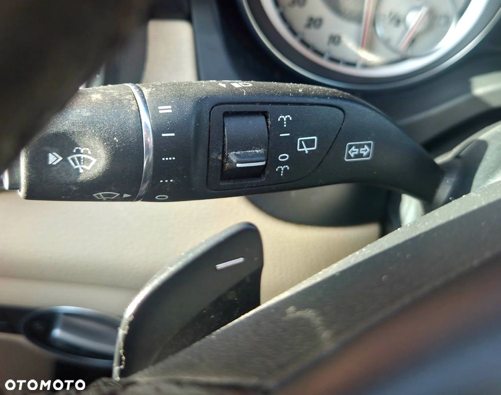 Mercedes-Benz GLA 250 4Matic 7G-DCT AMG Line - 18