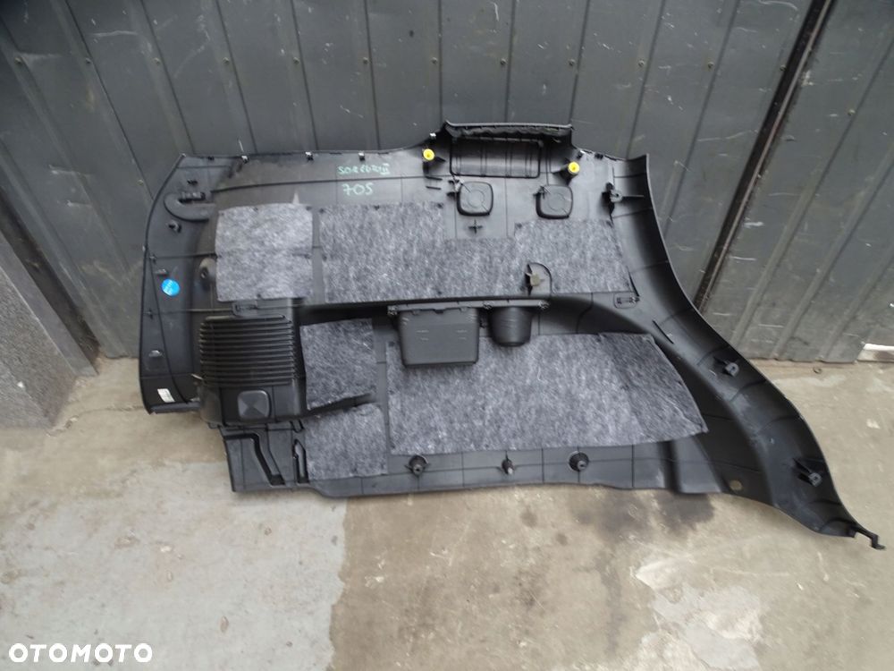 tapicerka bagażnika prawa kia sorento ii 2009- - 2