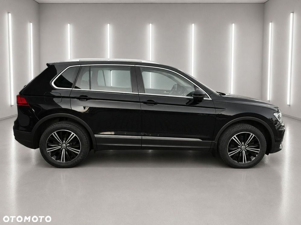 Volkswagen Tiguan - 4