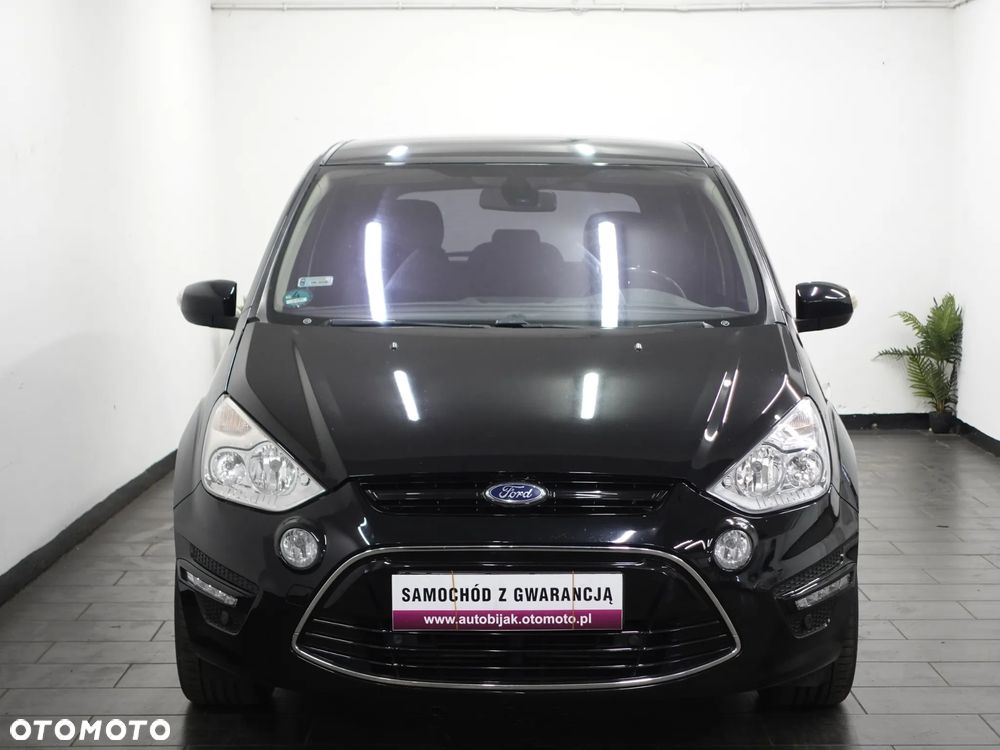 Ford S-Max - 12