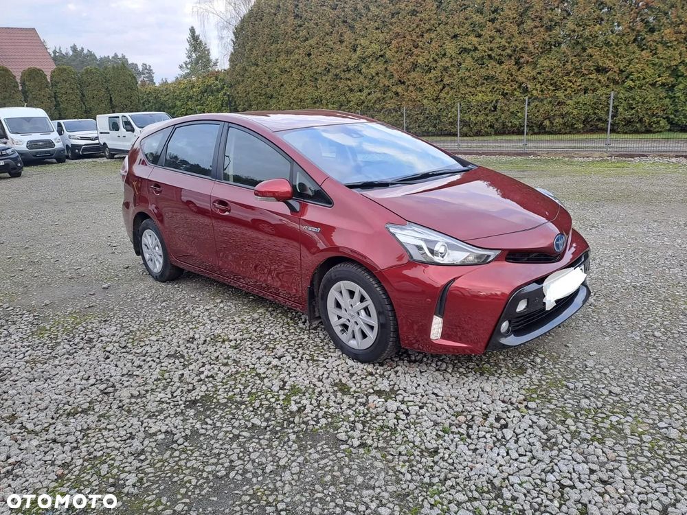 Toyota Prius+ (Hybrid) - 1