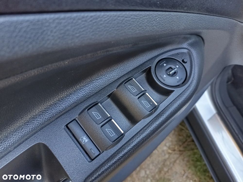 Ford Kuga 2.0 TDCi 4x4 Trend - 9