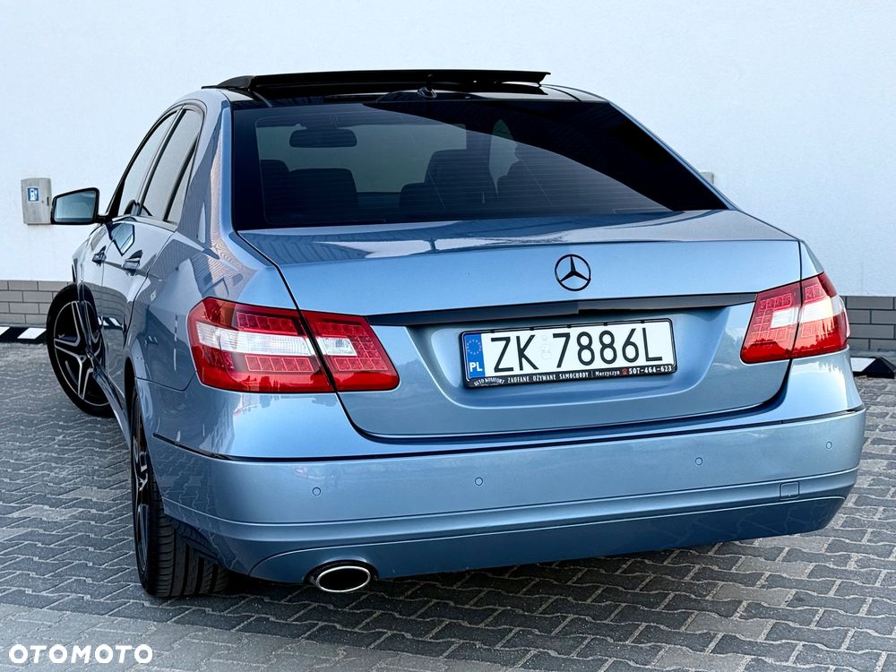 Mercedes-Benz Klasa E - 19