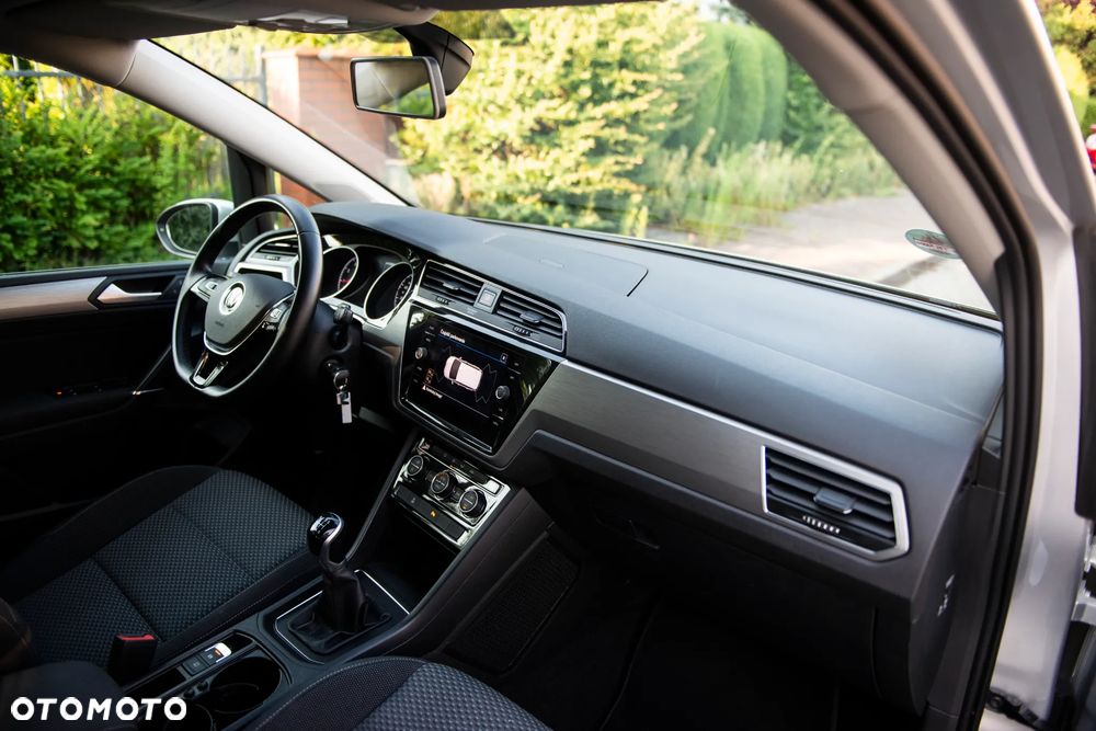 Volkswagen Touran 1.5 TSI ACT OPF Comfortline - 39