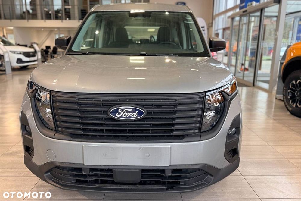 Ford Tourneo Courier - 4