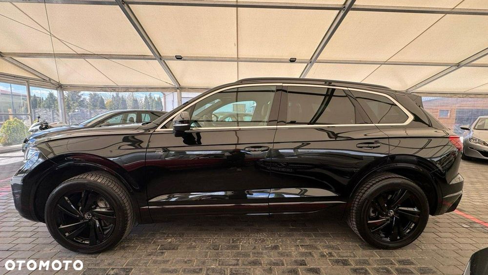 Volkswagen Touran - 10