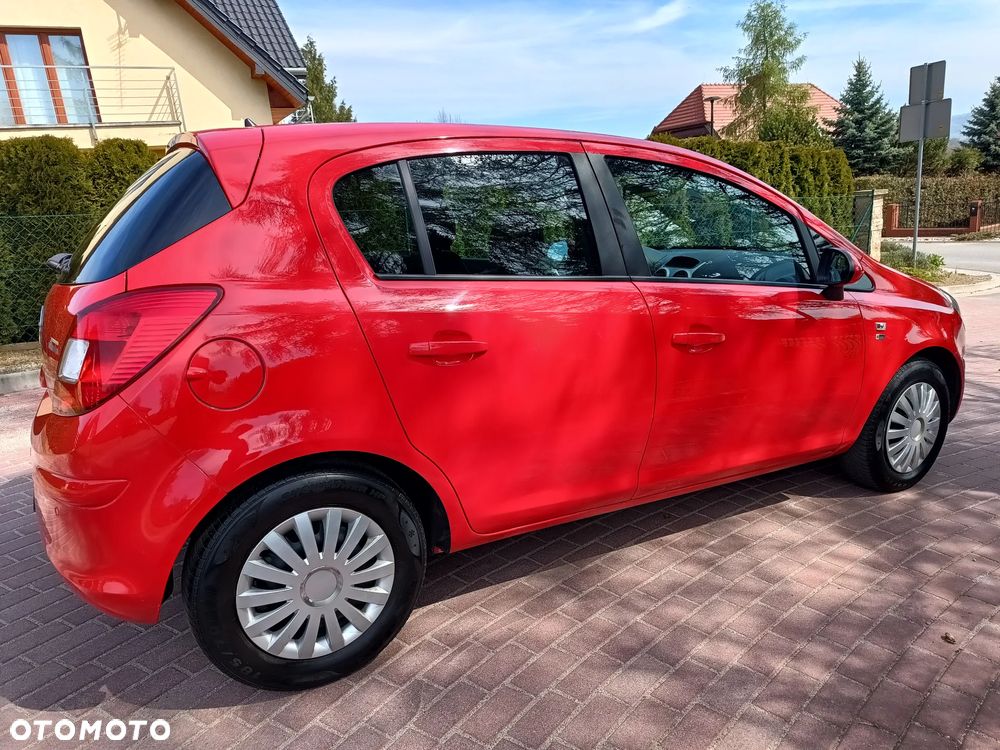 Opel Corsa 1.4 16V Color Edition - 9