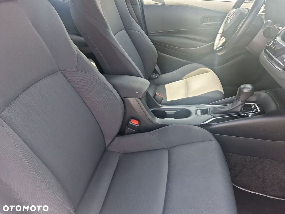 Toyota Corolla 1.8 Hybrid Active - 9