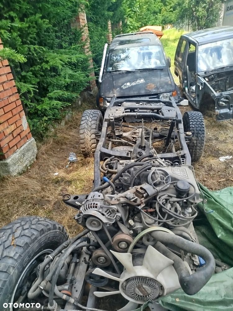 Mitsubishi Pajero 3.0 GLS - 8