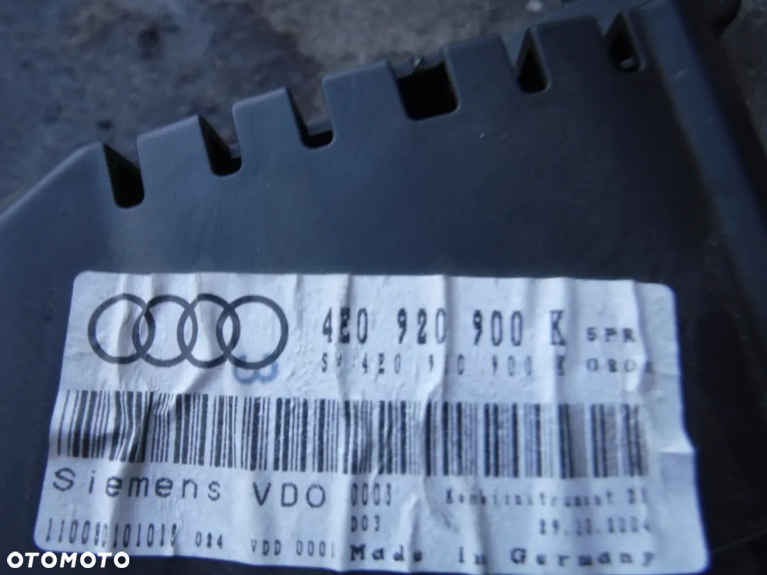 Audi A8 D3 Lift licznik zegary 4E0920900K EUROPA - 2