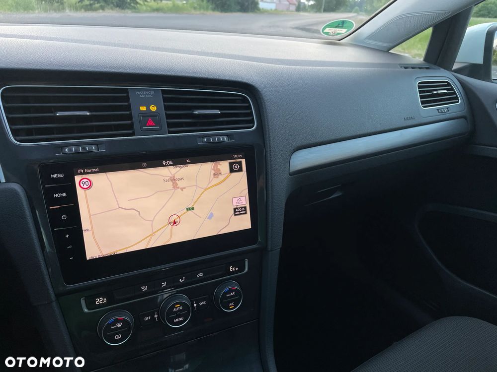 Volkswagen Golf - 17