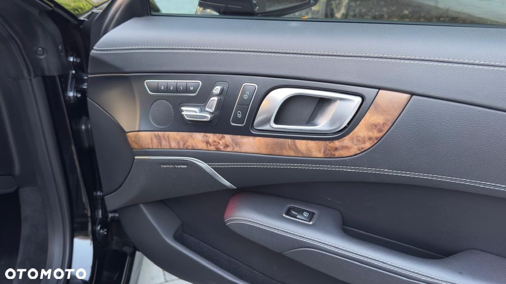 Mercedes-Benz SL 500 9G-TRONIC - 15