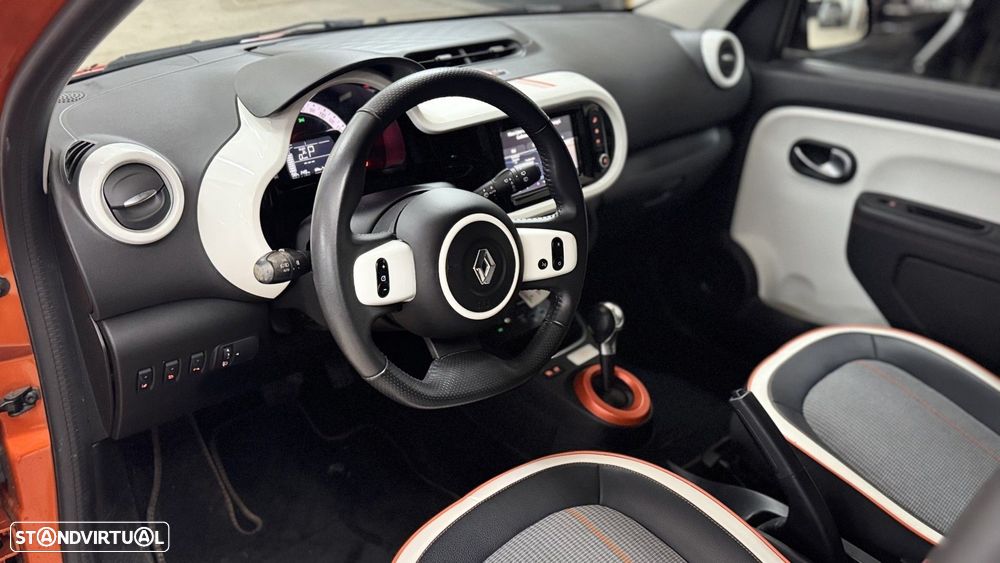Renault Twingo Z.E. 22 Intens - 7