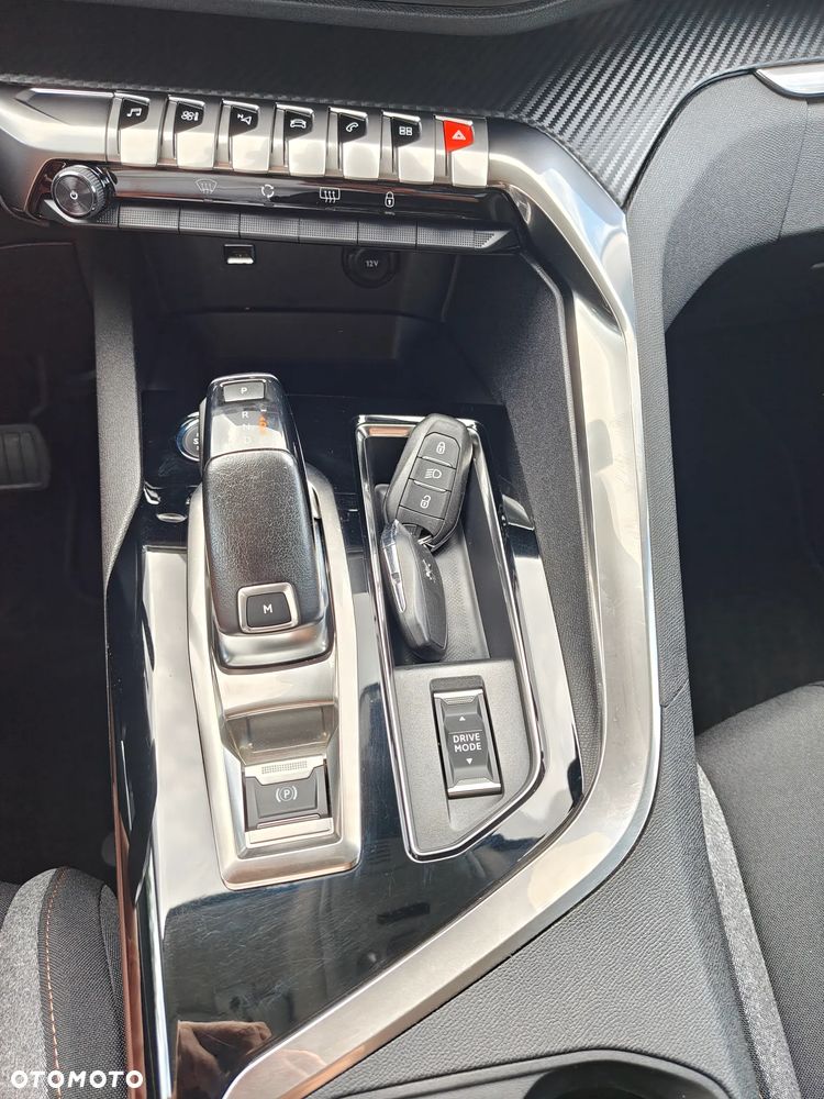 Peugeot 3008 BlueHDi 130 Stop & Start EAT8 Active Business-Paket - 35