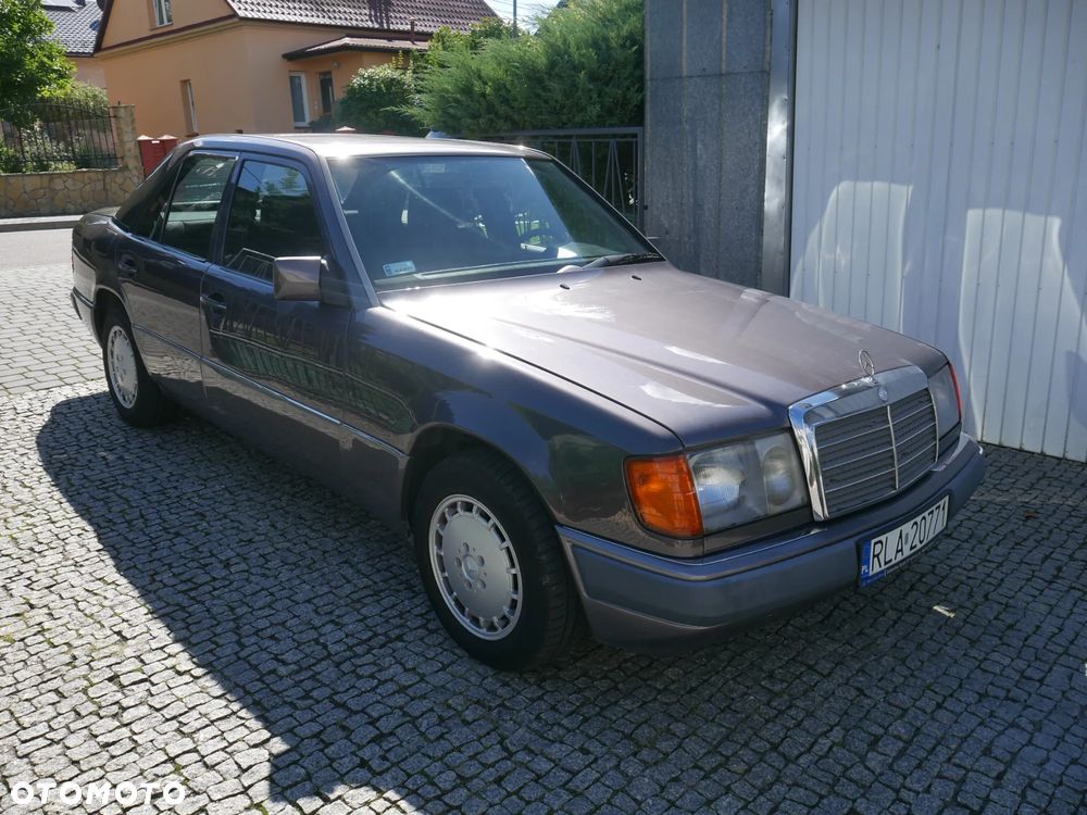 Mercedes-Benz W124 (1984-1993) - 1