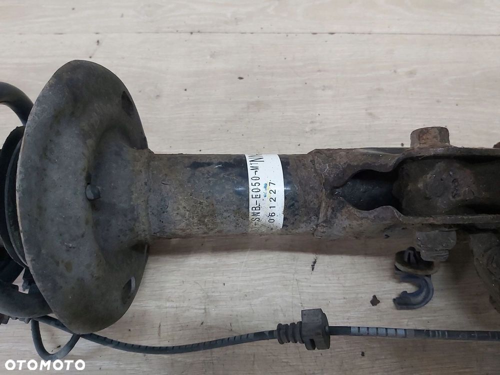 Honda Civic VIII 8 sedan mcperson prawy przód zwrotnica amortyzator SEDAN - 3